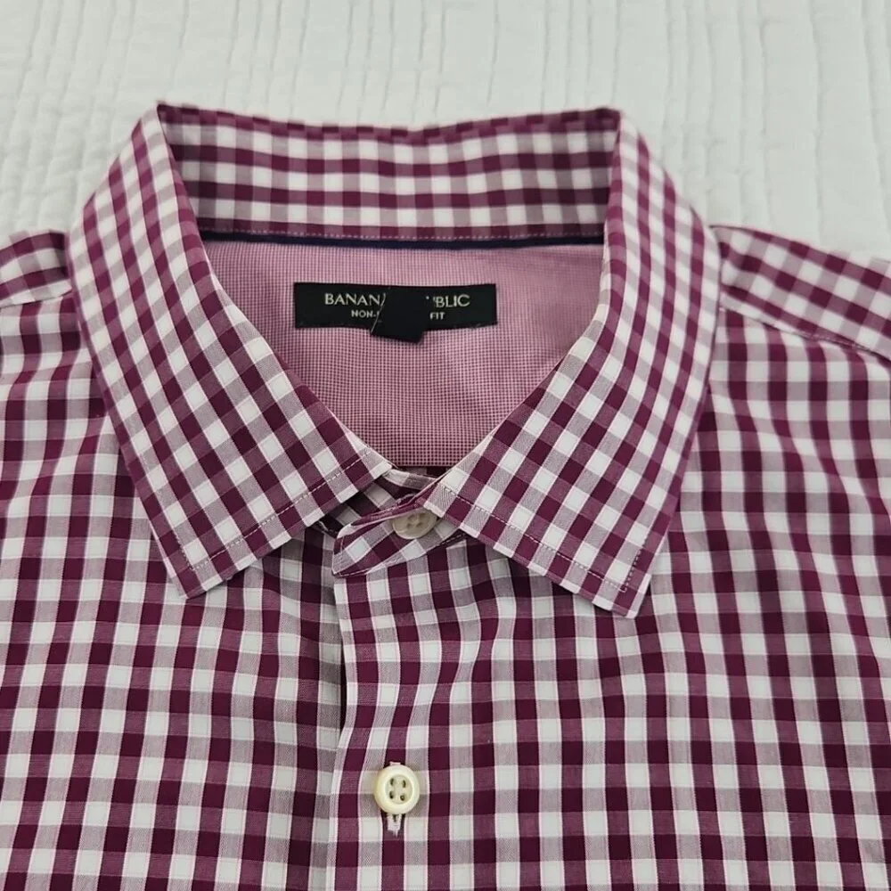 Banana Republic Shirt Men's XL Maroon Checked Non-Iron EUC LN Long Sleeves Slim‎